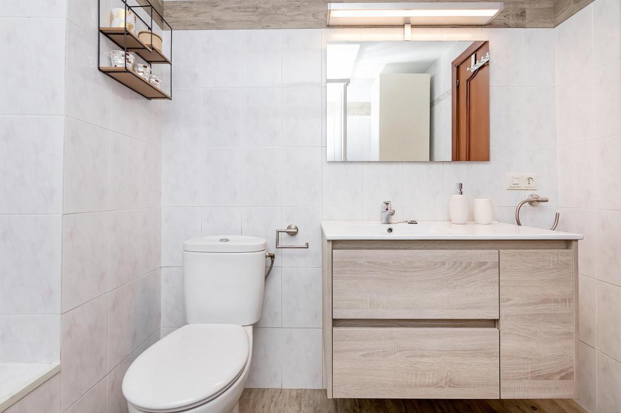 Bhost - Roca Castle Apartment Torremolinos Luaran gambar