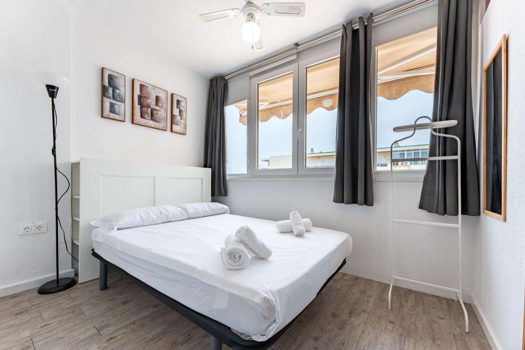 Bhost - Roca Castle Apartment Torremolinos Luaran gambar