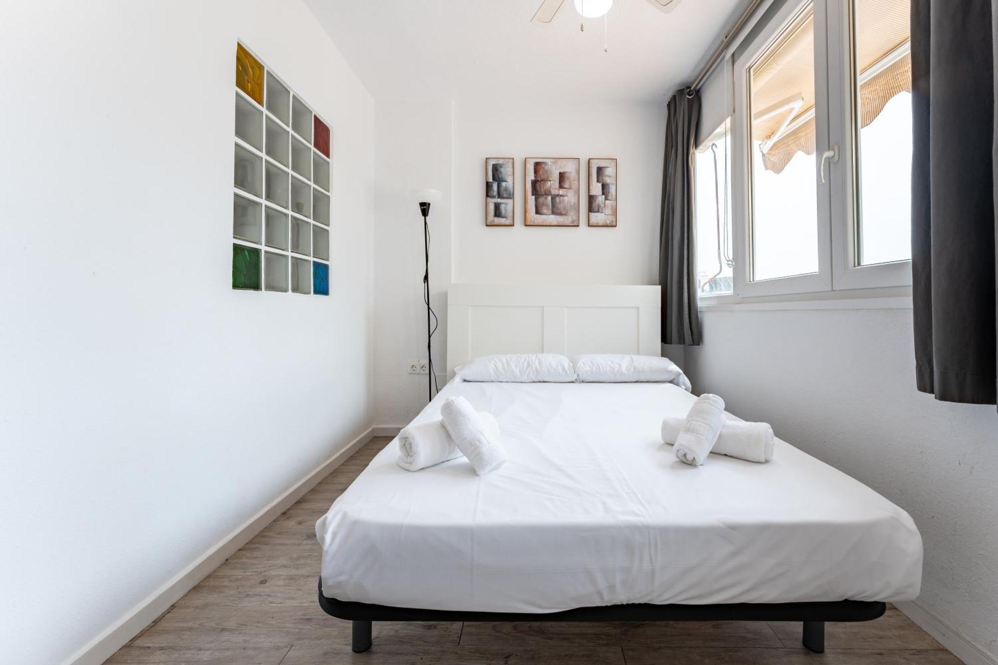 Bhost - Roca Castle Apartment Torremolinos Luaran gambar